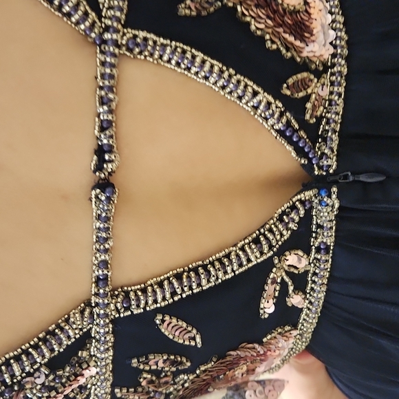 Size 2/4 dark navy pink sequin floral and tulle aline gown by Sherri Hill NWT - Picture 9 of 16